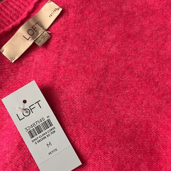 🆕LOFT Pink V-Neck Sweater - Size M (Petite) - Picture 6 of 7